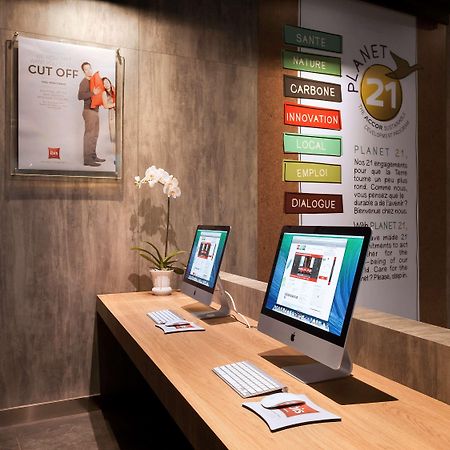 Ibis Makassar City Center Eksteriør bilde