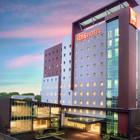 Ibis Makassar City Center Eksteriør bilde