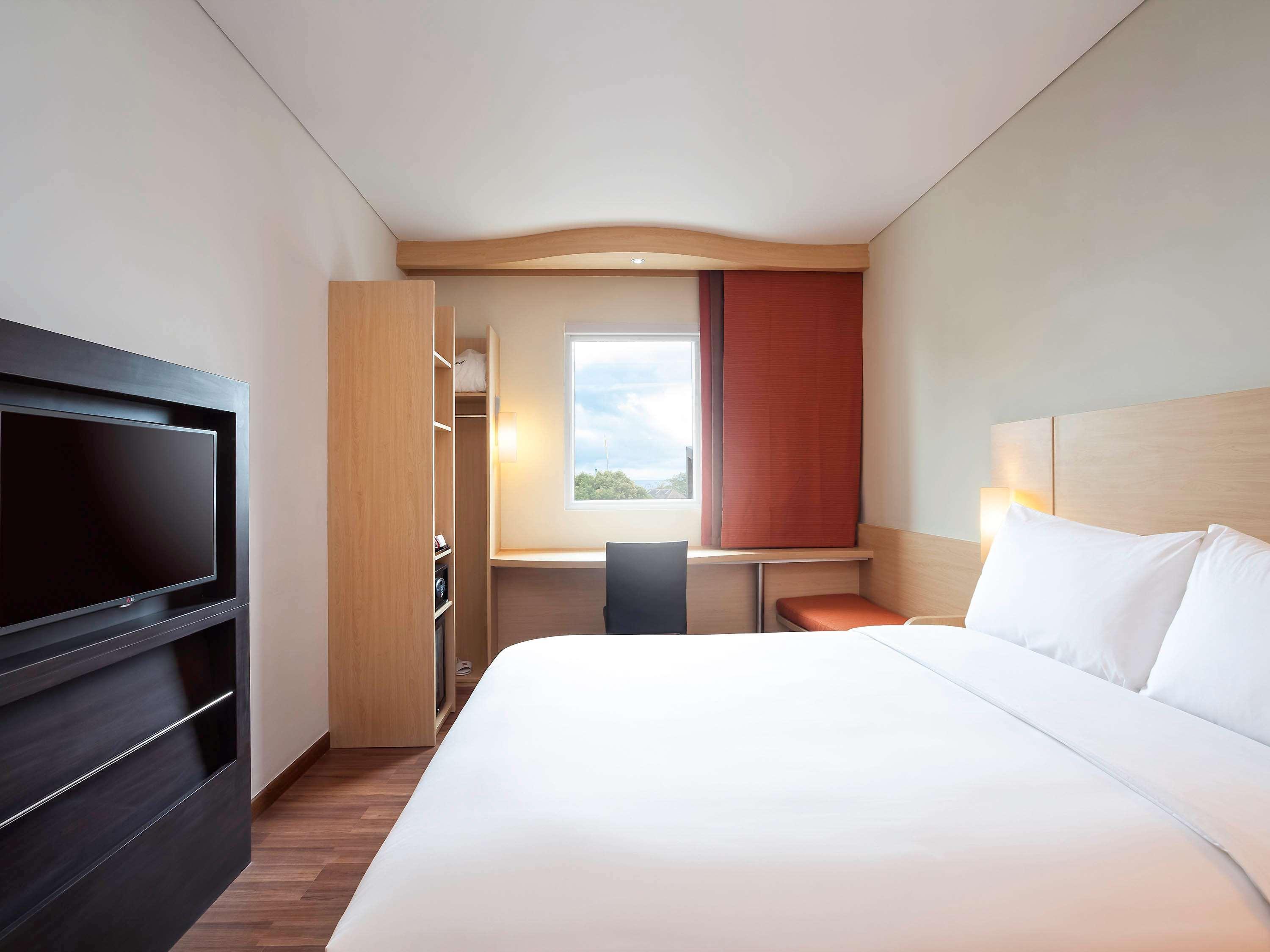 Ibis Makassar City Center Eksteriør bilde