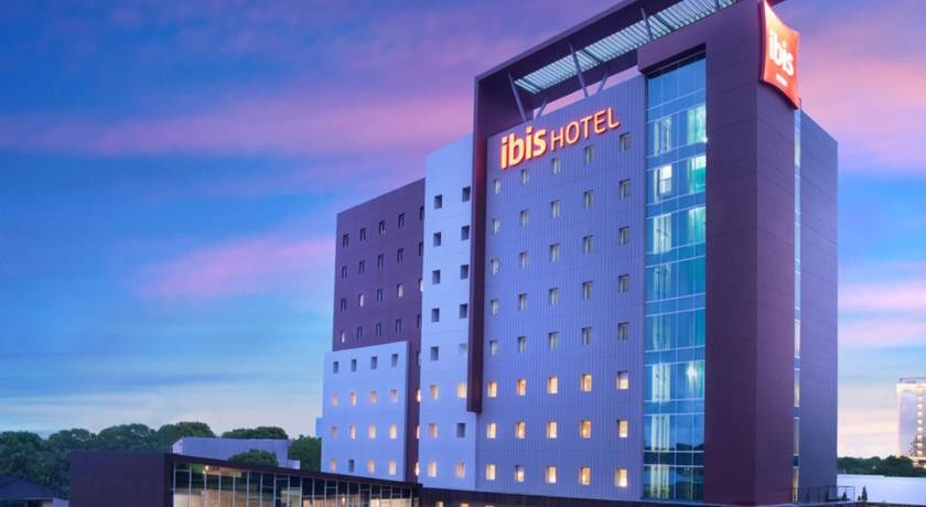 Ibis Makassar City Center Eksteriør bilde